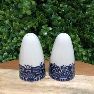 White and blue salt and pepper shakers
